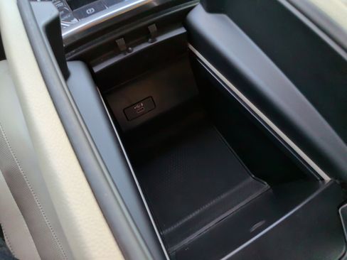 Used 2022 BMW X5 M50i w/ Executive Package image 22