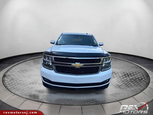 Used 2015 Chevrolet Suburban LT image 8