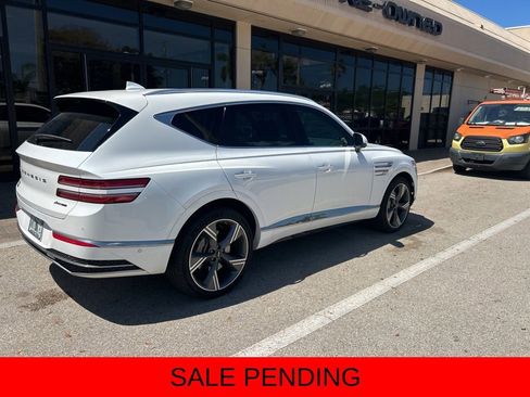 Used 2025 Genesis GV80 3.5T Prestige AWD/4WD image 3