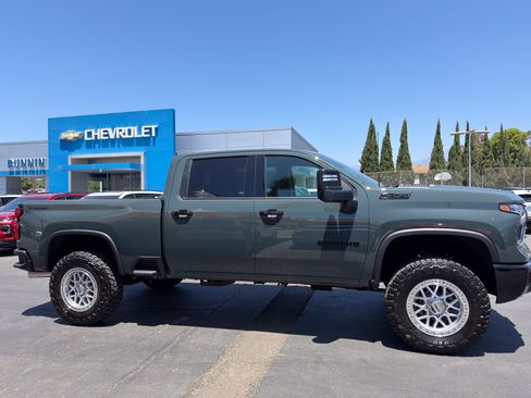New 2026 Chevrolet Silverado 2500 LTZ w/ Trail Boss Package AWD/4WD image 9