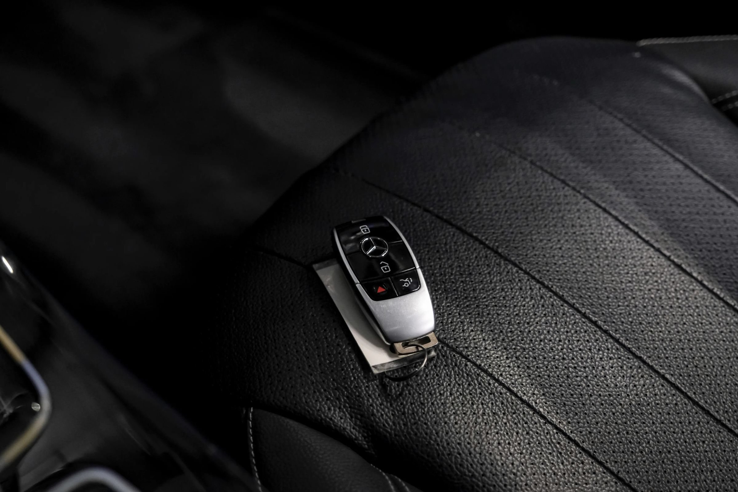 Used 2017 Mercedes-Benz E 300 image 59
