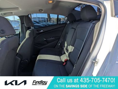 Used 2019 Chevrolet Cruze LT w/ Sun And Sound Package FWD image 28