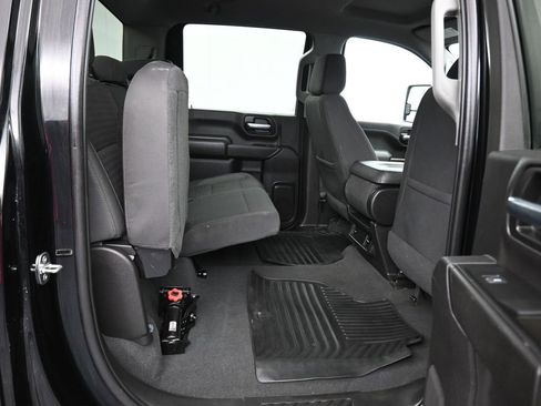 Used 2022 Chevrolet Silverado 2500 LT image 38