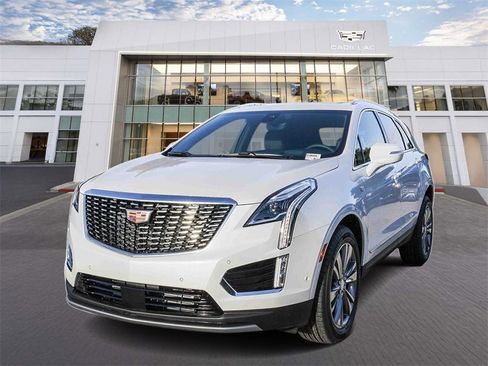 New 2026 Cadillac XT5 Premium Luxury w/ Driver Assist Package image 3