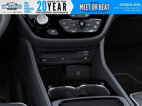 New 2027 Chrysler Pacifica Limited AWD/4WD image 27