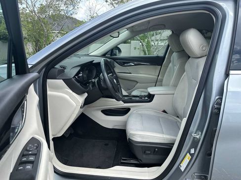 Certified 2023 Buick Envision Preferred FWD image 2