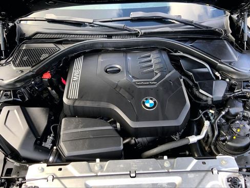 Used 2019 BMW 330i Sedan w/ Driving Assistance Package image 30