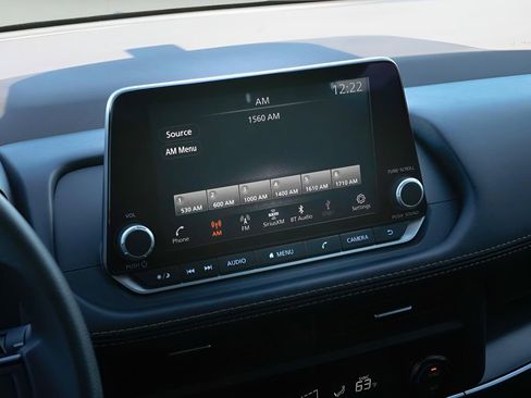 Used 2023 Nissan Rogue SV image 24