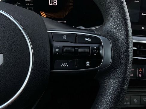Used 2025 Kia K5 LXS image 36