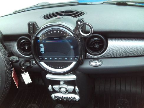 Used 2010 MINI Cooper S FWD image 28