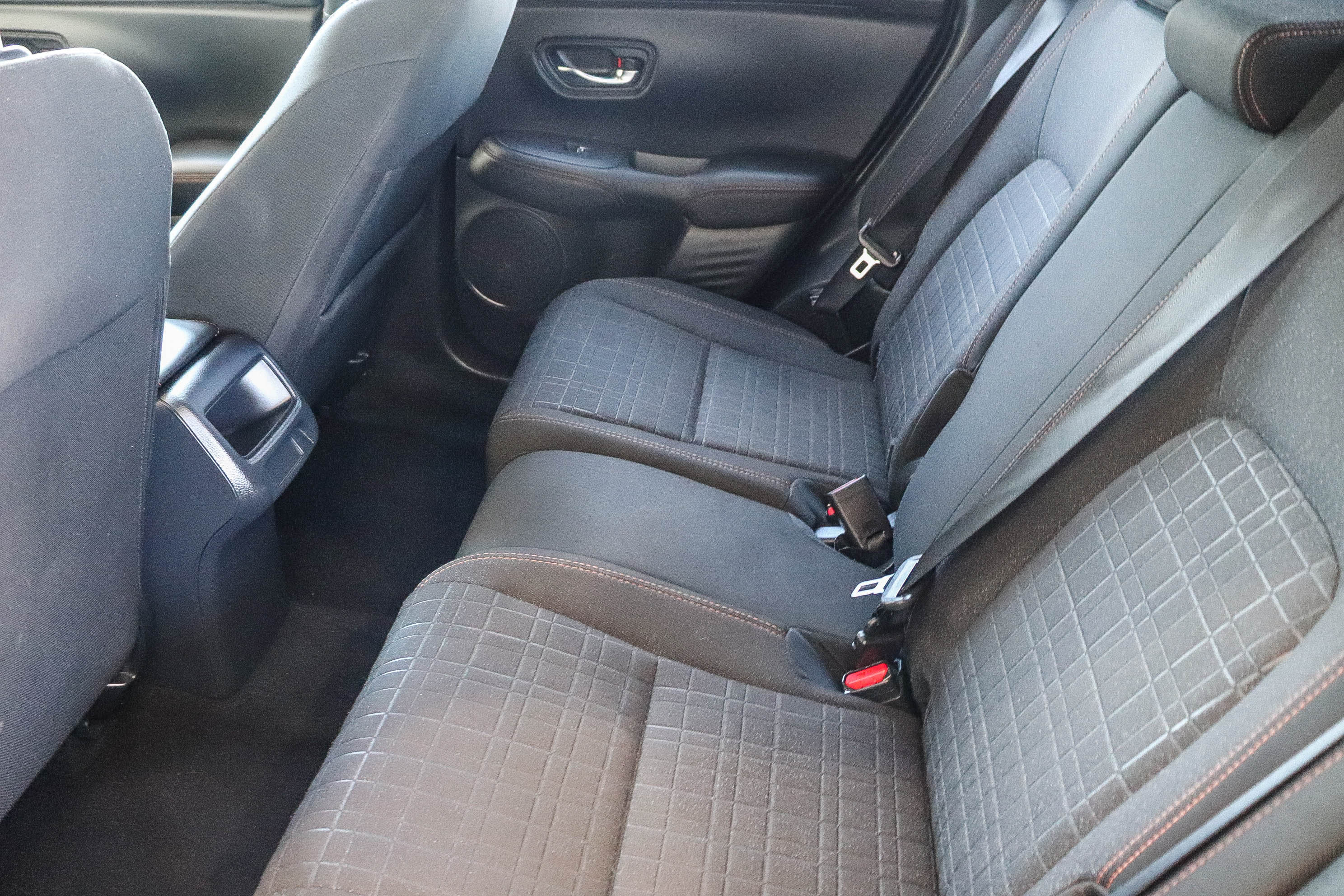 Certified 2025 Honda HR-V Sport image 21