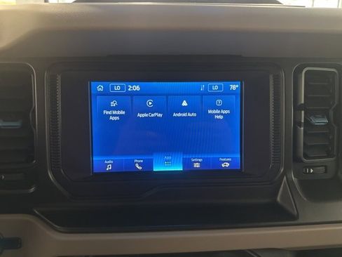 Used 2022 Ford Bronco Wildtrak image 26