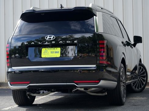 Used 2026 Hyundai Palisade Calligraphy FWD image 5