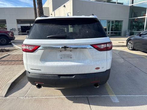 Used 2021 Chevrolet Traverse LT FWD image 5