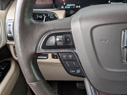 Used 2021 Lincoln Navigator Reserve image 17