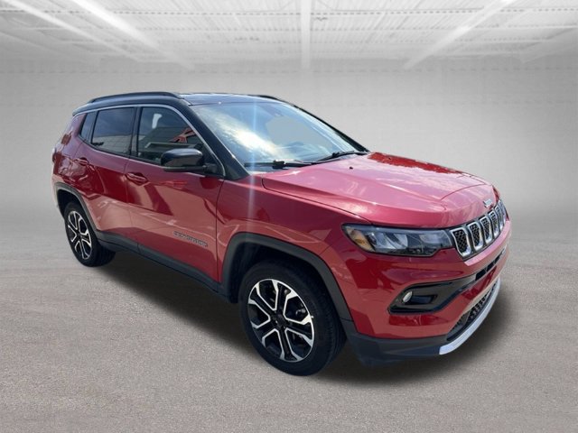 Used 2023 Jeep Compass Limited AWD/4WD image 10