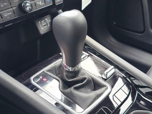 New 2026 Jeep Compass Latitude image 37