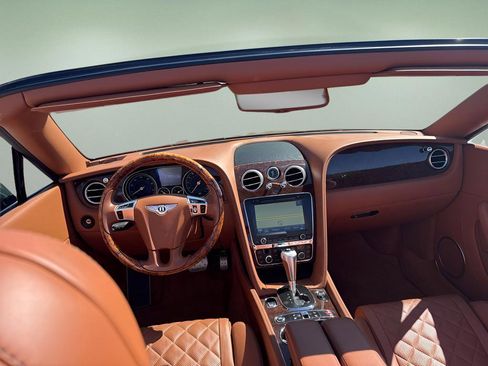 Used 2016 Bentley Continental GT AWD/4WD image 18