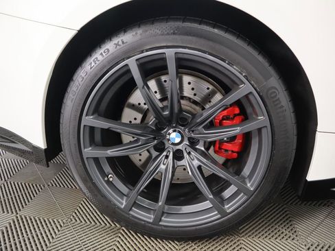 Used 2023 BMW M4 Coupe image 31
