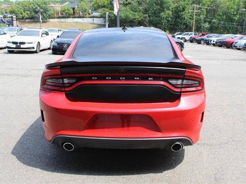 Used 2019 Dodge Charger R/T RWD image 4