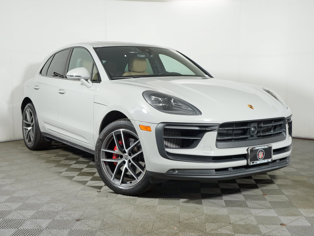 Certified 2023 Porsche Macan S AWD/4WD image 8