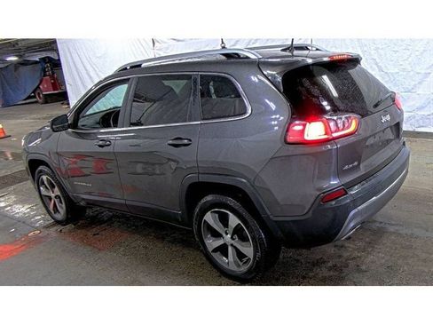 Used 2019 Jeep Cherokee Limited AWD/4WD image 4