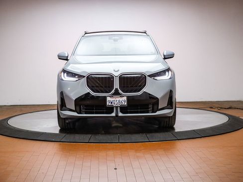 Used 2026 BMW X3 xDrive30 w/ Premium Package image 7