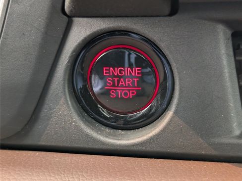 Used 2023 Honda Pilot Elite image 28