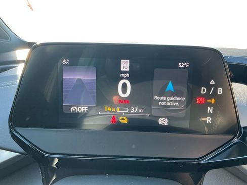 Used 2023 Volkswagen ID.4 Pro S Plus image 18