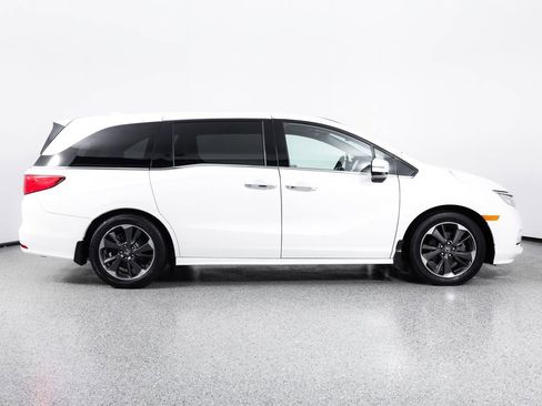 Used 2023 Honda Odyssey Elite image 9