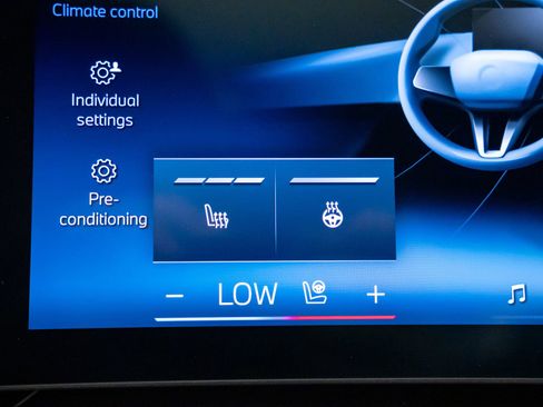 Certified 2026 BMW 440i xDrive Coupe AWD/4WD image 25