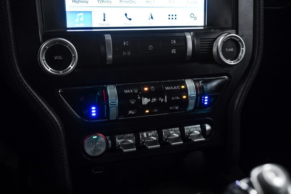 Used 2019 Ford Mustang Coupe RWD image 29