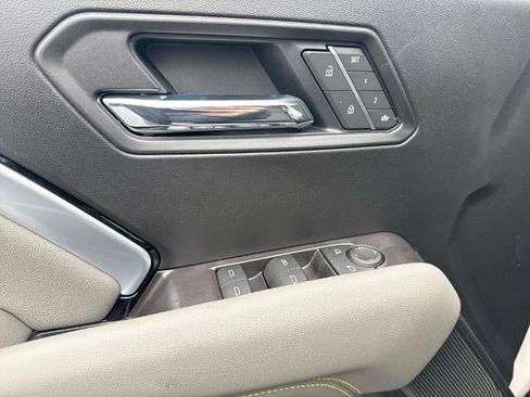 New 2026 Chevrolet Colorado ZR2 image 23