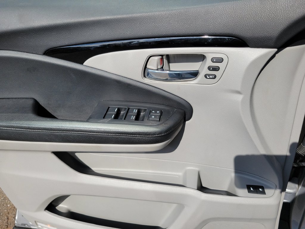 Used 2021 Honda Pilot Touring image 29