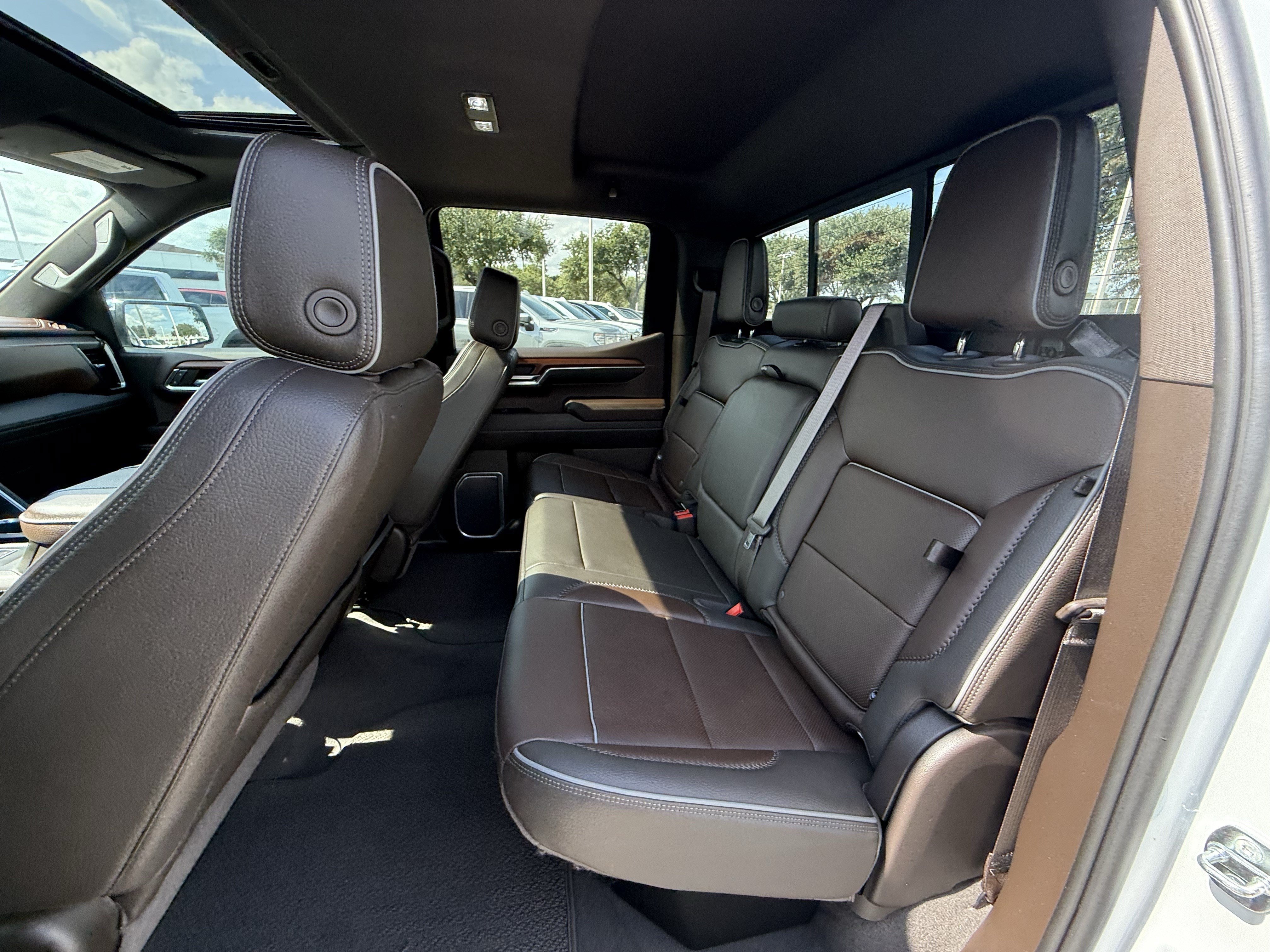 Used 2023 GMC Sierra 1500 Denali w/ Denali Reserve Package AWD/4WD image 29
