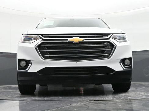 Used 2020 Chevrolet Traverse LT image 27