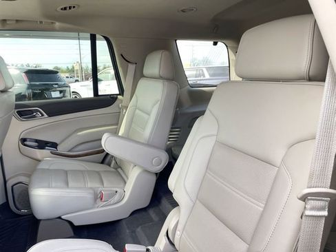 Used 2020 GMC Yukon Denali w/ Denali Premium Package image 14