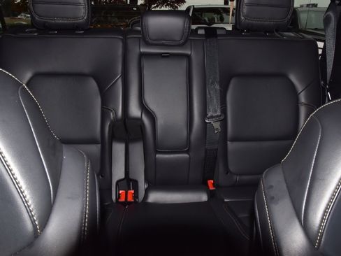 Certified 2025 Ford Bronco Badlands image 21