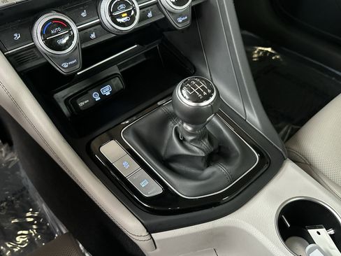 Used 2020 Genesis G70 2.0T Sport image 20