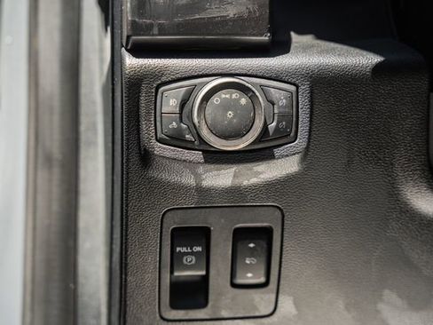 Used 2020 Ford F150 XLT w/ Equipment Group 302A Luxury AWD/4WD image 48