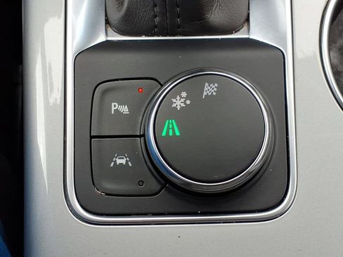Used 2021 Chevrolet Blazer LT w/ Sound & Technology Package FWD image 20