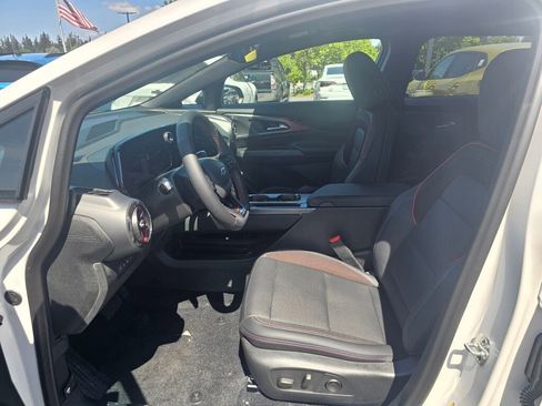 New 2025 Chevrolet Equinox EV RS image 17