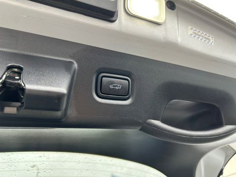 Used 2023 Hyundai Ioniq 5 Limited image 64