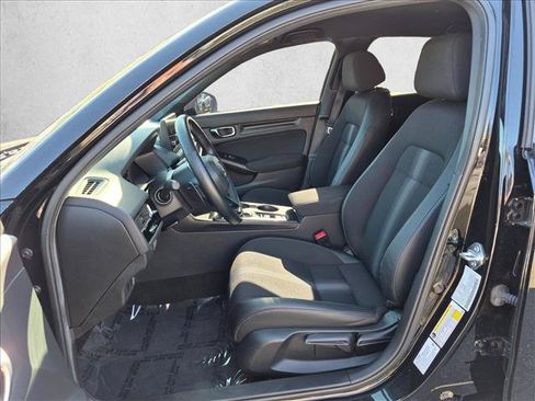 Used 2025 Honda Civic Sport image 11