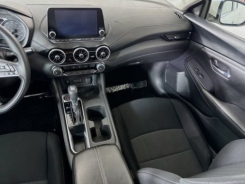 Certified 2024 Nissan Sentra SV FWD image 25