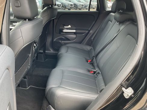Used 2025 Mercedes-Benz GLA 250 image 15