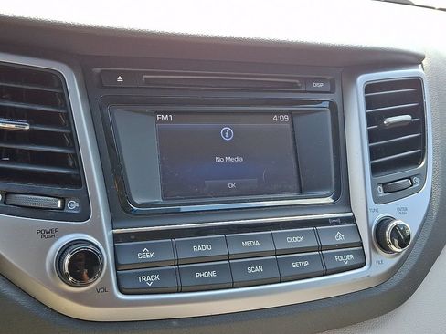 Used 2017 Hyundai Tucson Eco w/ Cargo Package AWD/4WD image 18