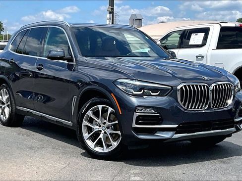 Used 2021 BMW X5 xDrive40i w/ Premium Package 3 AWD/4WD image 37