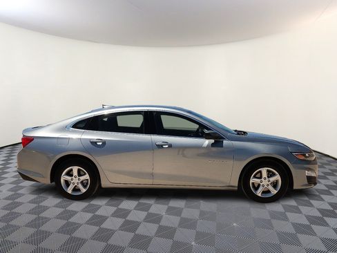 Used 2024 Chevrolet Malibu LT FWD image 5