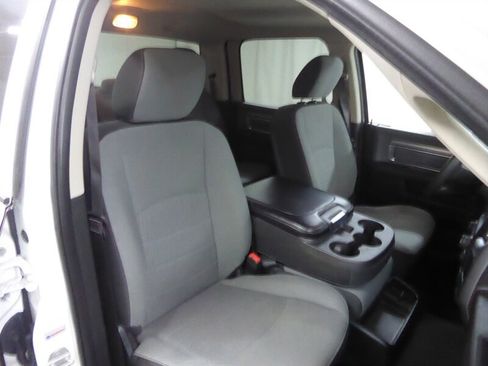 Used 2022 RAM 1500 Classic SLT w/ Electronics Group AWD/4WD image 20